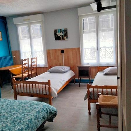 Le Gibergeon Hotel Signy-l'Abbaye Bagian luar foto